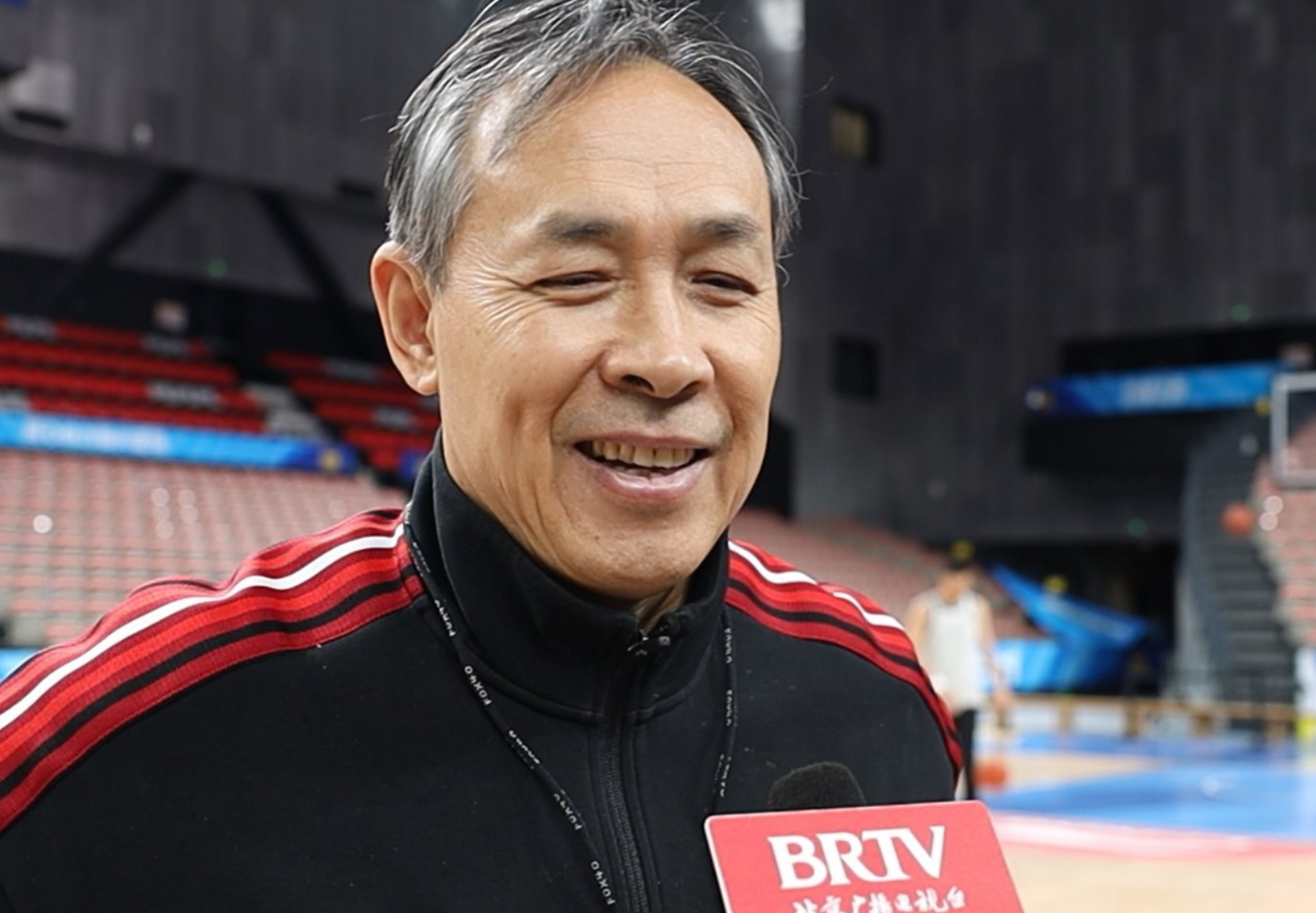 国际足联世界杯-许利民展望江苏！心情不错，CBA无弱旅，谈赵睿恢复计划格局大！